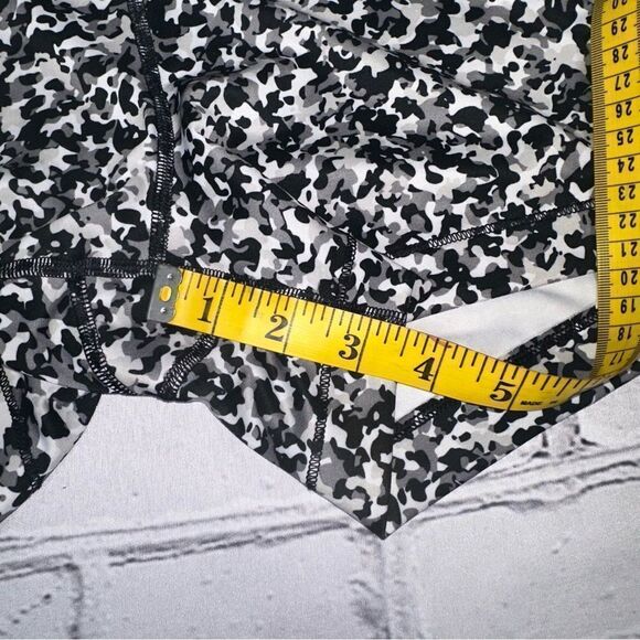 Under Armour HeatGear 3" Compression Shorts Black Multi Size Small - Picture 4 of 6